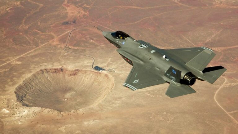 US’ Best Warplanes, F-22 Raptors, F-35 Fighters Are Now Deployed To Middle-East To Check Iran